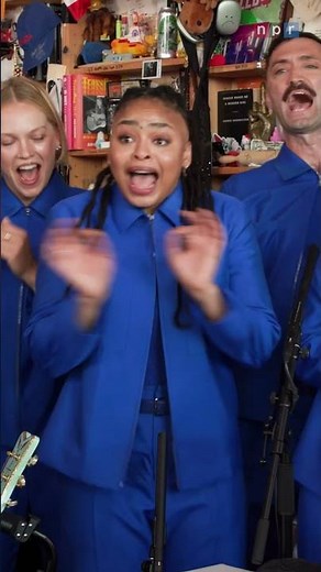‪@davidbyrneofficial‬ and his band squeeze behind the Desk to perform four songs.
