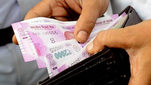 Rs 2,000 notes with you? Here's a reality check if shops, vendors are accepting the pink notes