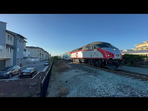 Caltrain #820 crosses East Dunne Avenue ft. 3 “South County Cars” and a friendly crew