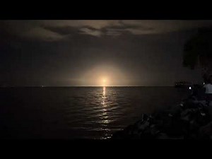 SpaceX Falcon Heavy - Landing