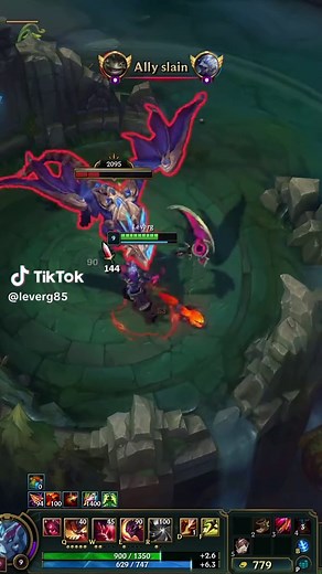 Achieving Doble Kill with Kayn in League of Legends