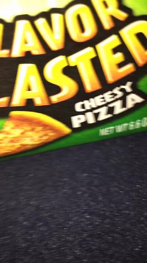 pizza goldfish asmr #fyp#foryou#asmr#goldfish#goldfishcrackers#pizza#yummy