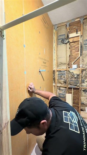 Using a modern shower system for better results 💪