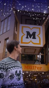 76K views · 948 reactions | Na? Wer von euch hat jetzt auch einen Ohrwurm?  Seht Zac Efron und Vanessa Hudgens in HIGH SCHOOL MUSICAL – Sonntag um 20:15 Uhr im Disney Channel | Disney | Facebook