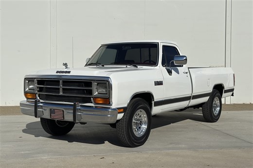 No Reserve: 1990 Dodge Ram D250 Cummins Turbodiesel 5-Speed