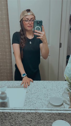 🏳️‍🌈😏 #wlw #wuhluhwuh #lesbiansoftiktok #wlwtiktok #lgbtq