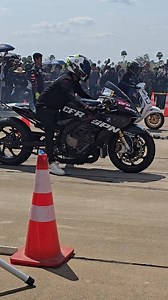 💥S1000RR VS Vespa 🇰🇭🤯🏍 Drag race Vol.3 🇰🇭 ##dragracing #ccc #motorbike #bikelifestyle #racing | Behind My Camera