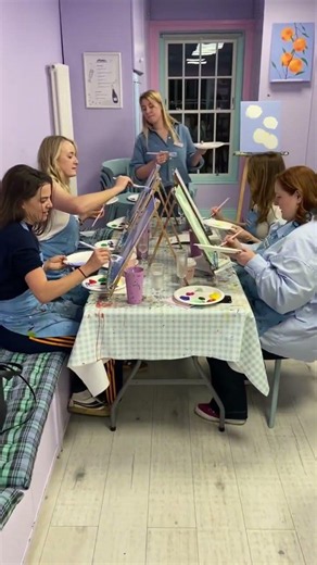 Sip and paint in Covent Garden | Brush and Bubbles 🎨