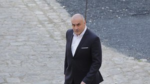 Serge Ayoub, figure de l’extrême droite radicale, est propriétaire du salon de tatouage détruit par un incendie à Soissons