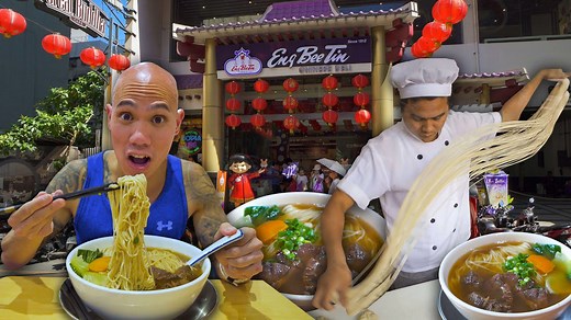 Chinatown street food tour in Binondo Manila - hopia & lamian + Filipino Chinese food in Philippines