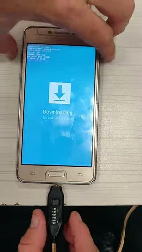 Boot to download mode using UMF cable