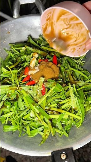 ผัดผักบุ้งไฟแดง #food #cooking #thaifood