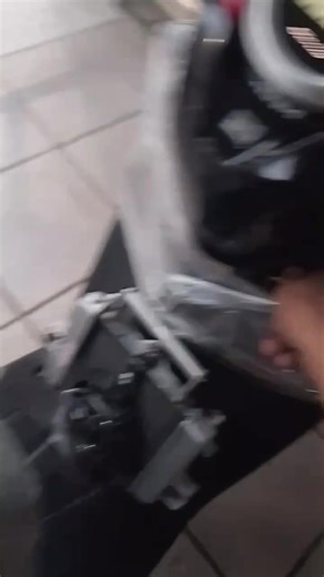 Innovative RGB Stoplamp Design: Lazy Genio 210 Mode