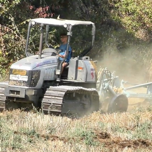 19K views · 288 reactions | OMG樂, this young boy is operating an old tractor - guess the name! | Big Machines | Facebook