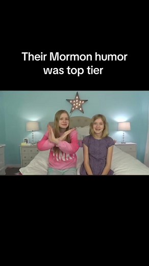 & their lives were only relatable ones 🫶🏻 #sevensupergirls #nostalgia #oldyoutube #tumblr #genz