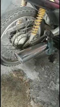 Remove rust from exhaust pipe with WD-40