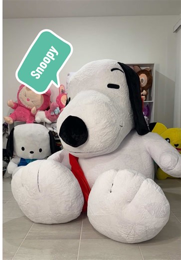 Giant Snoopy Plush: Perfect Packing Tips for Plushies