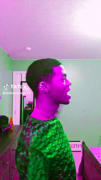 #ColorCustomizer #duet #barneythedinosaur #barneyending #voiceoveractor #barneyiloveyousong #barneyandfriends