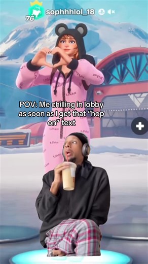 Chilling in the Fortnite Lobby: Gamer Girl Vibes