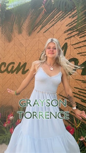 Our Idols are ready to take the beautiful beachfront stage at Aulani, A Disney Resort & Spa! 🌴 They're singing for your votes at 8/7c! | American Idol