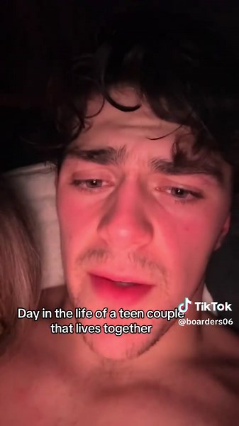 Day in the Life of a Teen Couple Who Lives Together