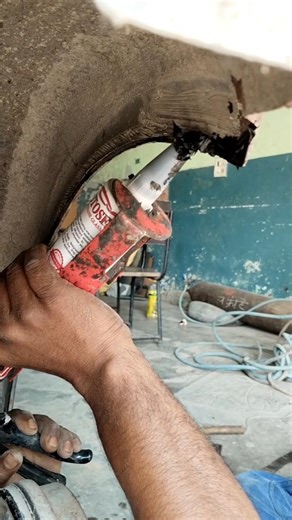 Hyundai Eon quarter panel water protection silicone paste work simple solution #shortvideo 🥰🙎