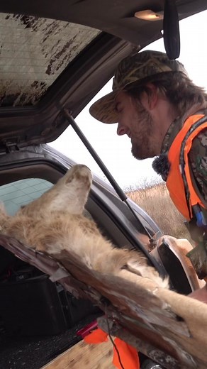 Deer Hunting Fail: Broken Equipment and Frustration