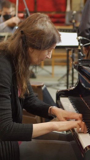 'Rosemary Tuck rounds off her entertaining and illuminating Czerny series in style.' (Limelight Editor's Choice🏅) STREAM / BUY: https://Naxos.lnk.to/8574458FA #PianoChill English Chamber Orchestra | Naxos