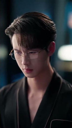 🩵 Fake Marriage to a Cold-Blooded CEO… But He’s Not What They Say 😱🔥 #flickreels #qubp83 #drama #fyp