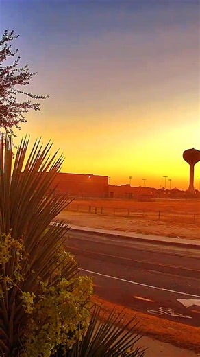 Desde Eagle Pass TX el dr. López nos envía este hermoso atardecer desde la tierra del Águila... | Radio Kickapoo