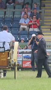 MARTIN CLUNES yn siarad Cymraeg gyda Heno! 😍 What a show for the actor! 🤝 | Heno S4C