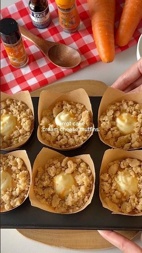 carrot cake cream cheese muffins🥕🧁 #baking #carrotcake #muffins #recipe