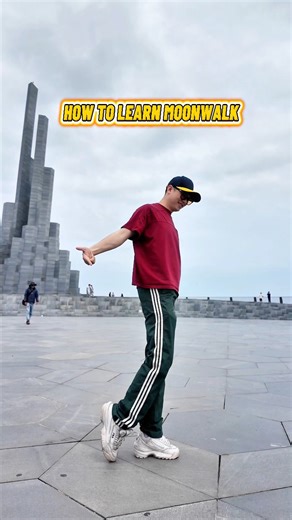 How to learn moonwalk! I teach u #thaygiaoshuffle #learn #fyp #howto #shuffle #dancetrend | Dũng Trần