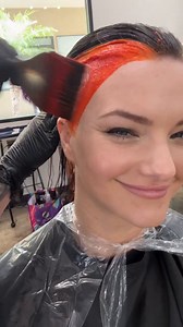 @lexyraye says the world needs more color and we couldn't agree more! This hair transformation is the perfect way to bring in the new year and we can't get over this color placement. New Year... MORE COLOR! | Good Dye Young