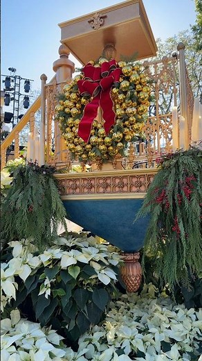 Candlelight Processional At Disneyland 2025