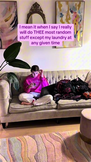 I may not have anything to wear but at least now I have this iconic random party quirk 🎉