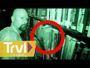 Books Move While Exploring Osterhout Free Library | Ghost Hunters | Travel Channel