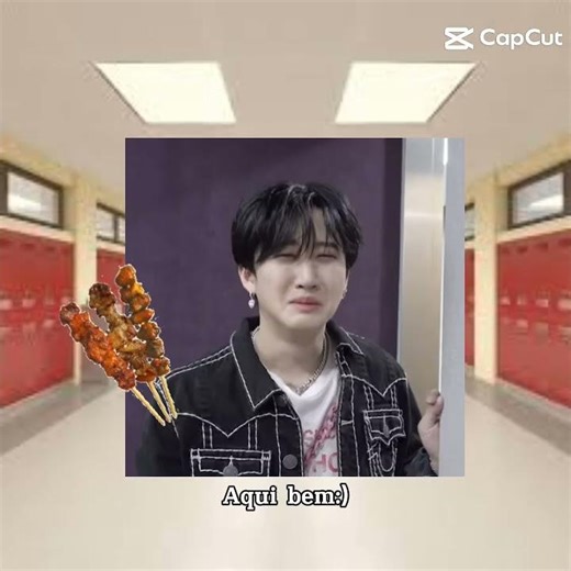 ameiiiiii💅💅ksksksk o han e o seungmin no começo do vídeo ksks