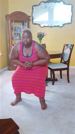 Marina's Warm Up Exercises Before Heading to the Gym (24hr Fitness)