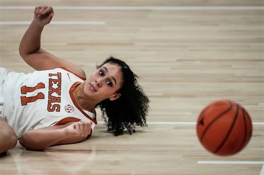 Texas women's basketball: Justice Carlton looks for defensive gains