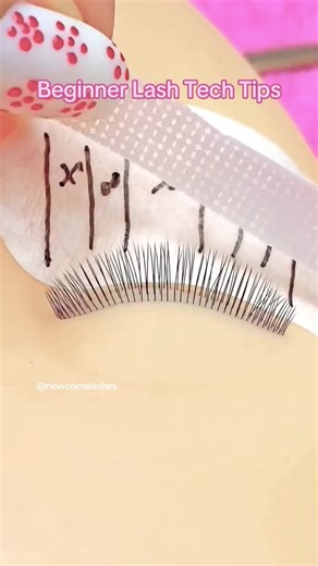 Mastering Lash Techniques on a Mannequin Head