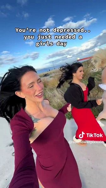 Why a Girls Day Boosts Your Happiness