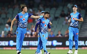 BBL 2019-20, Match 10: Adelaide Strikers vs Perth Scorchers – Livingstone's record knock, A big total by Strikers, Alex Carey's blitz and more stats