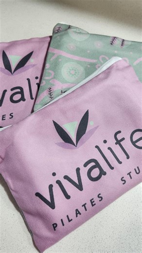 ✨ The Journey Home ✨ While in Perth recently, Karen, owner of Viva Life, came across the lovely Simone, owner of Liyan Designs, at a local market. Karen was instantly drawn to Simone’s beautiful Indigenous artworks, each piece rich with story, connection, and meaning, reflecting a deep sense of returning home to Country. Touched by the spirit behind her creations, Karen asked if Simone would be open to designing a special piece that could capture the essence of our Viva community and the persona