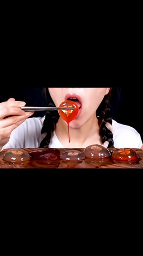 Experience the Delight of ASMR Edible Jellyfish
