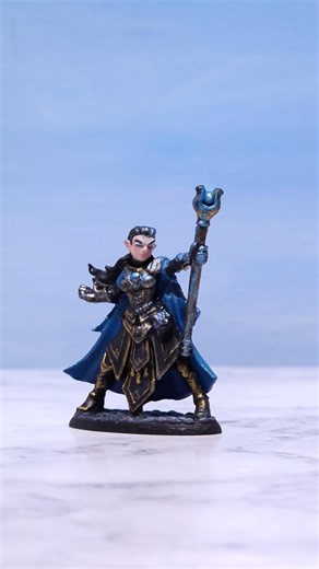 Female Elf Wizard Painted D&D Miniature by Rissa #dndart #d&dminiatures #dnd