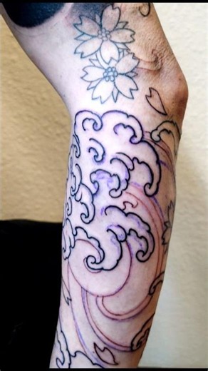 【Guck mal!】🇯🇵ドイツでタトゥー施術中Tattoo-Session mit einer japanischen Tätowiererin #tattoo #タトゥー#tätowierung