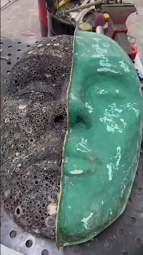 Metal sculpture by Michel Torres Costa