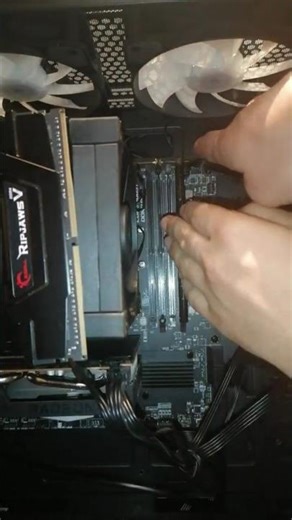 What to do if the RAM isn't working? | How to install RAM?