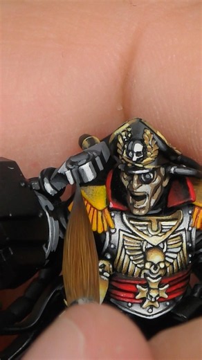 Painting details either NMM on Commissar Sebastian Yarrick #warhammer40k #warhammer